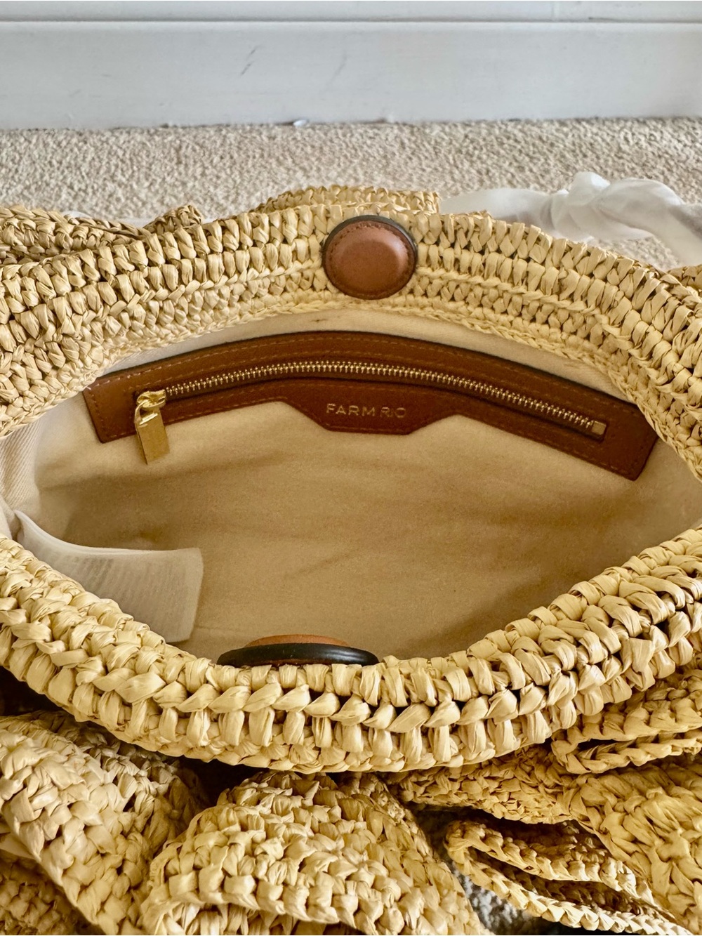 BRAND NEW FARM Rio Flower Raffia Shoulder Bag, NWT - Picture 3 of 8